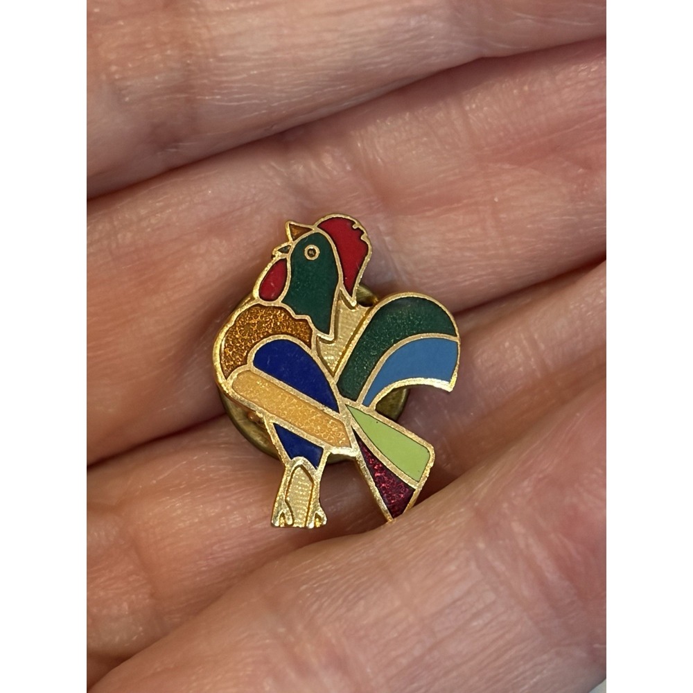 Rooster Chicken Enamel Hat Lapel Pin Pinback Farm Poultry Bird Taiwan Vintage